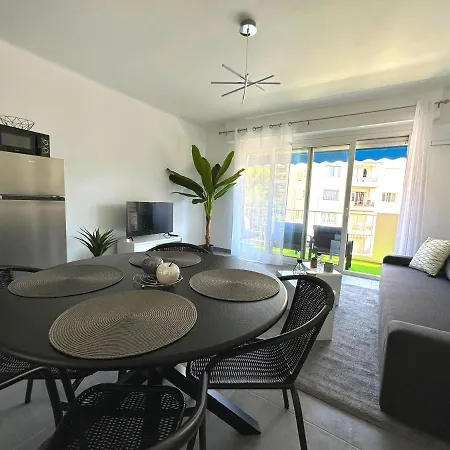 Apartment Cosy Vautrin, Ensoleille A 100m De La Mer